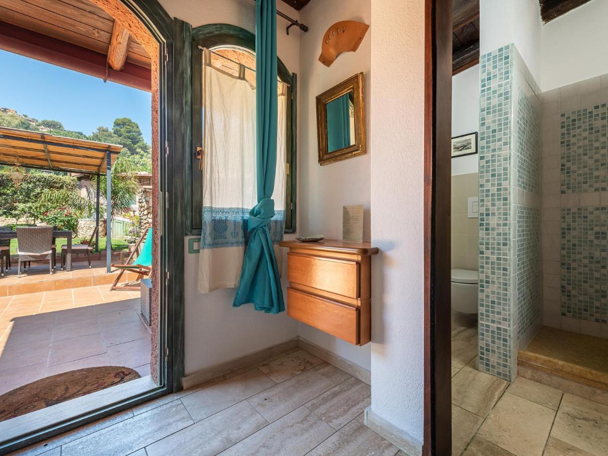 Guest House Villa Verde - Short Term Room Rentals Torre delle Stelle Exterior photo