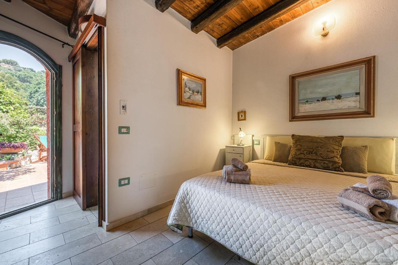 Guest House Villa Verde - Short Term Room Rentals Torre delle Stelle Exterior photo