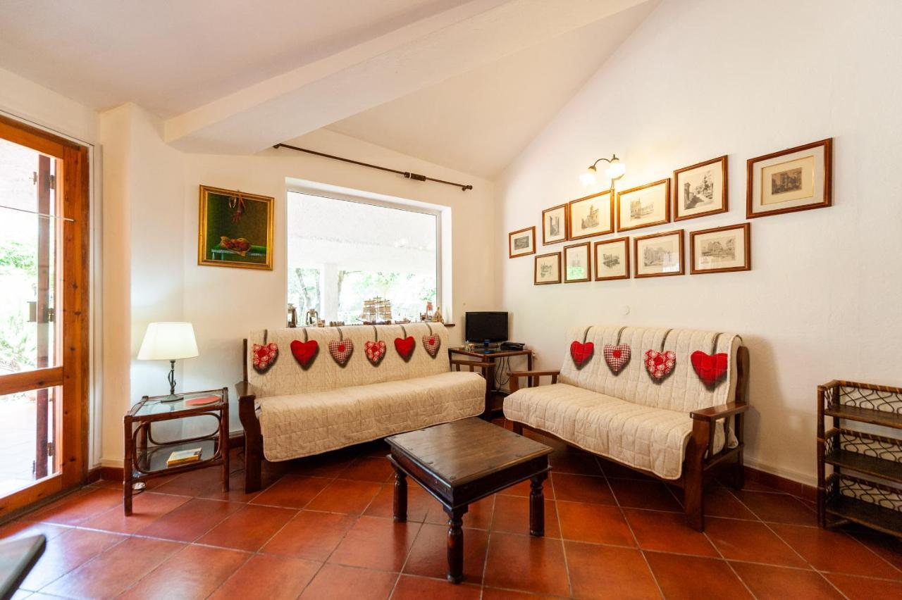 Guest House Villa Verde - Short Term Room Rentals Torre delle Stelle Exterior photo