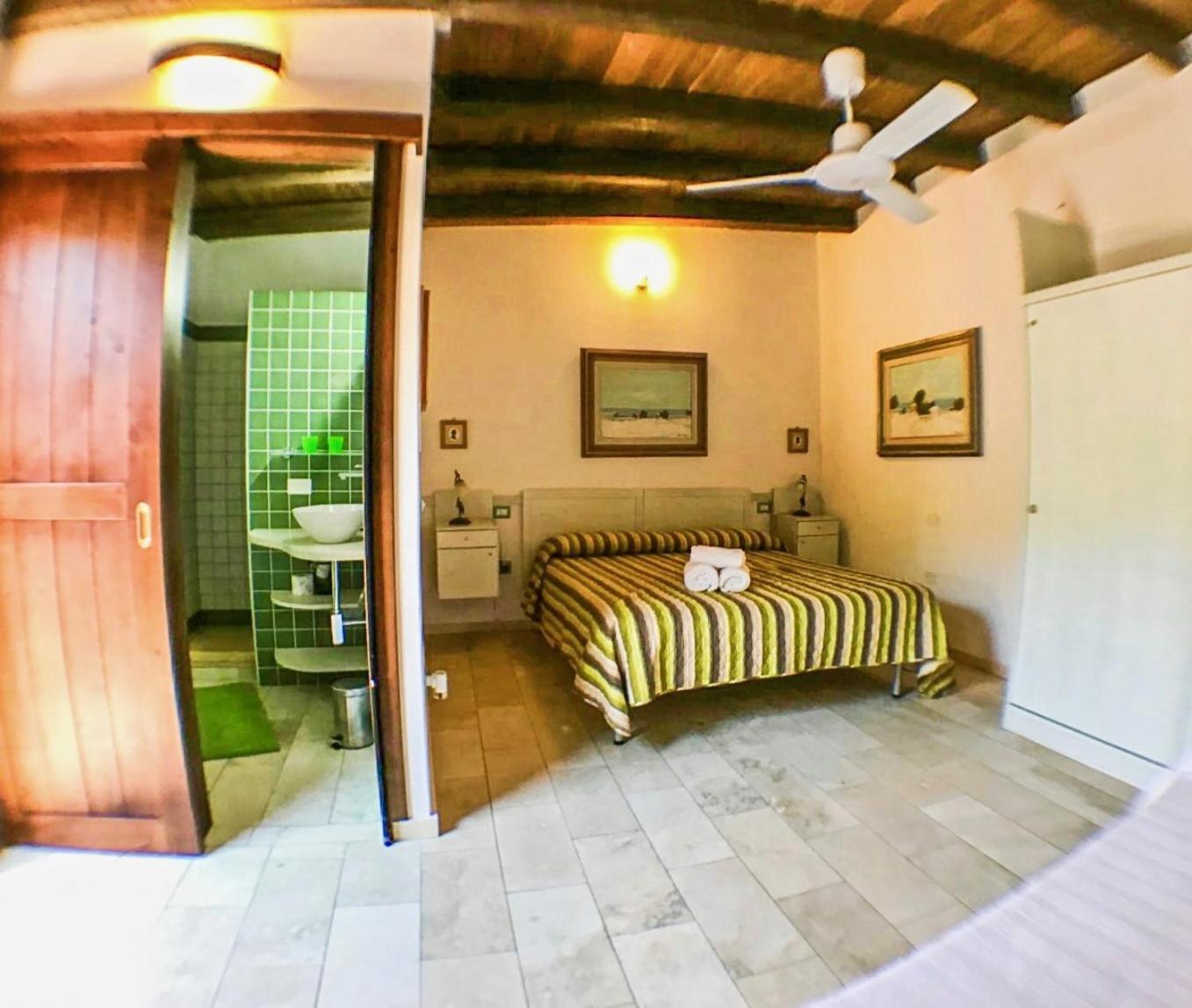 Guest House Villa Verde - Short Term Room Rentals Torre delle Stelle Exterior photo